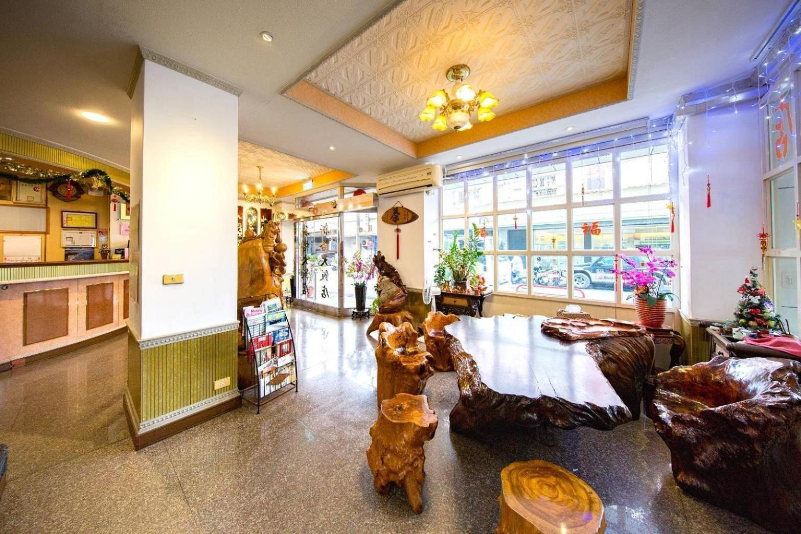 Shinge Hotel Kota Hualien Bagian luar foto